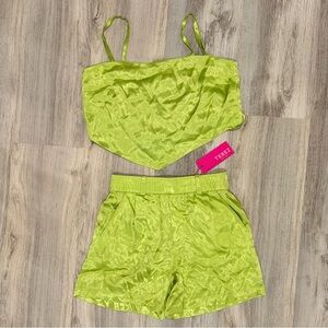 NWT Terez Green Satin 2-Piece Loungewear Set PullOn Shorts Scarf Tank Top Size S